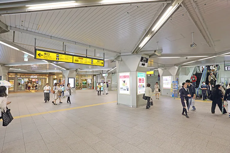 駅から富士屋質屋までの道のり01