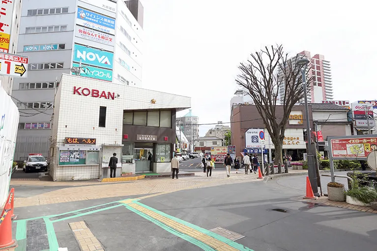 駅から富士屋質屋までの道のり02